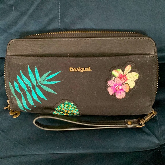 Desigual Wallet Zip Around Clutch Canvas Organizer - Picture 1 of 5